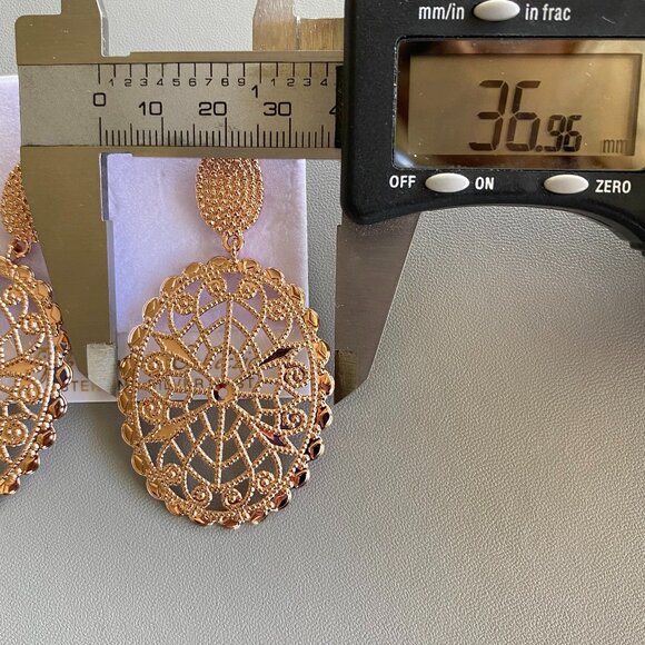 FAC Canadian Rose Gold Tone Webbed Oval Dangle Earrings - Picture 5 of 7